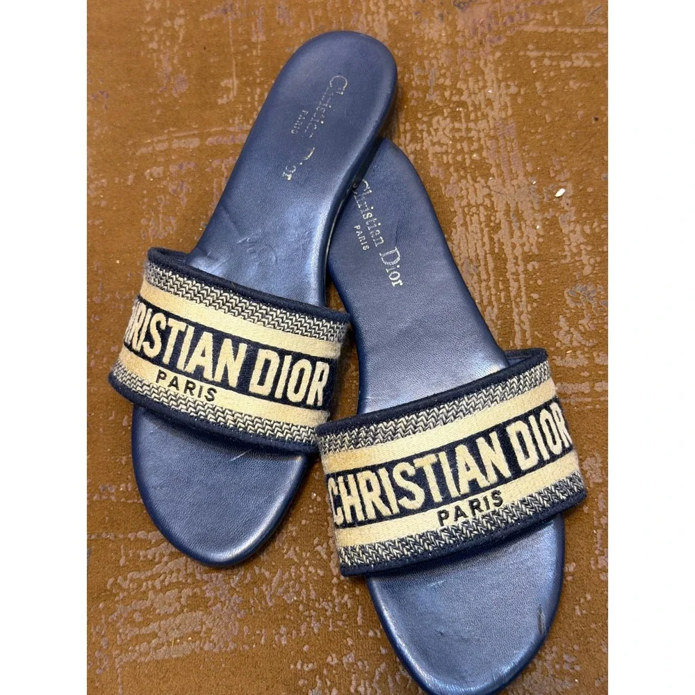 Dior dway slide